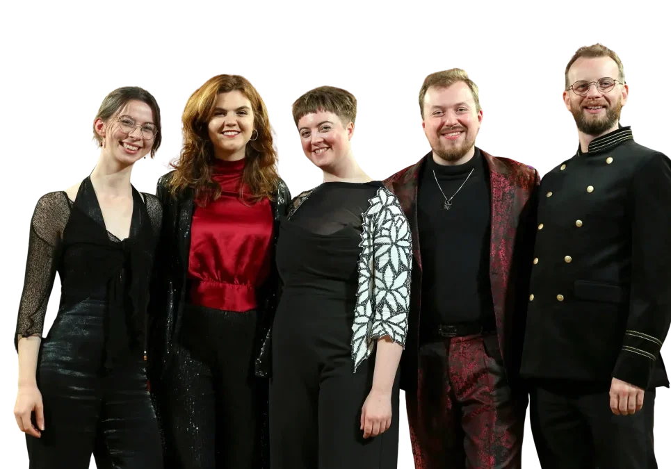 main-group-people.343157a8